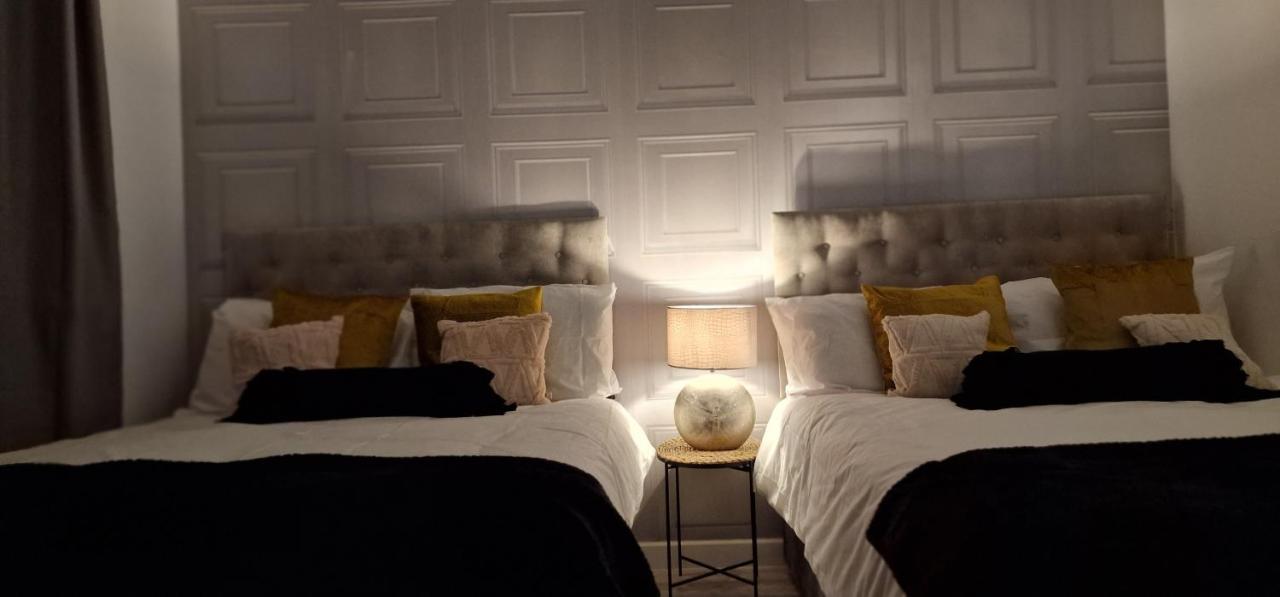 Shm Stays Leicester. Newly Renovated!! 15 Min Drive From City Centre, University. 9 Min Drive To Leicester City Stadium, 5 Min Drive To M1 & M69. 2 Min Walk To Bus Stop. Экстерьер фото