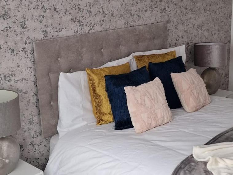 Shm Stays Leicester. Newly Renovated!! 15 Min Drive From City Centre, University. 9 Min Drive To Leicester City Stadium, 5 Min Drive To M1 & M69. 2 Min Walk To Bus Stop. Экстерьер фото