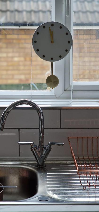 Shm Stays Leicester. Newly Renovated!! 15 Min Drive From City Centre, University. 9 Min Drive To Leicester City Stadium, 5 Min Drive To M1 & M69. 2 Min Walk To Bus Stop. Экстерьер фото