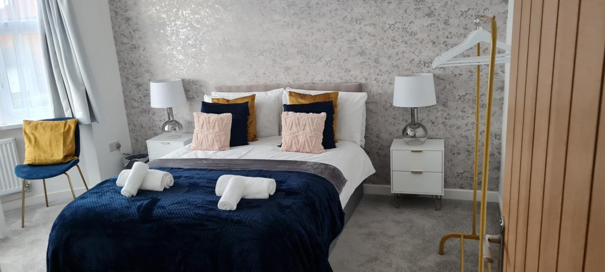Shm Stays Leicester. Newly Renovated!! 15 Min Drive From City Centre, University. 9 Min Drive To Leicester City Stadium, 5 Min Drive To M1 & M69. 2 Min Walk To Bus Stop. Экстерьер фото